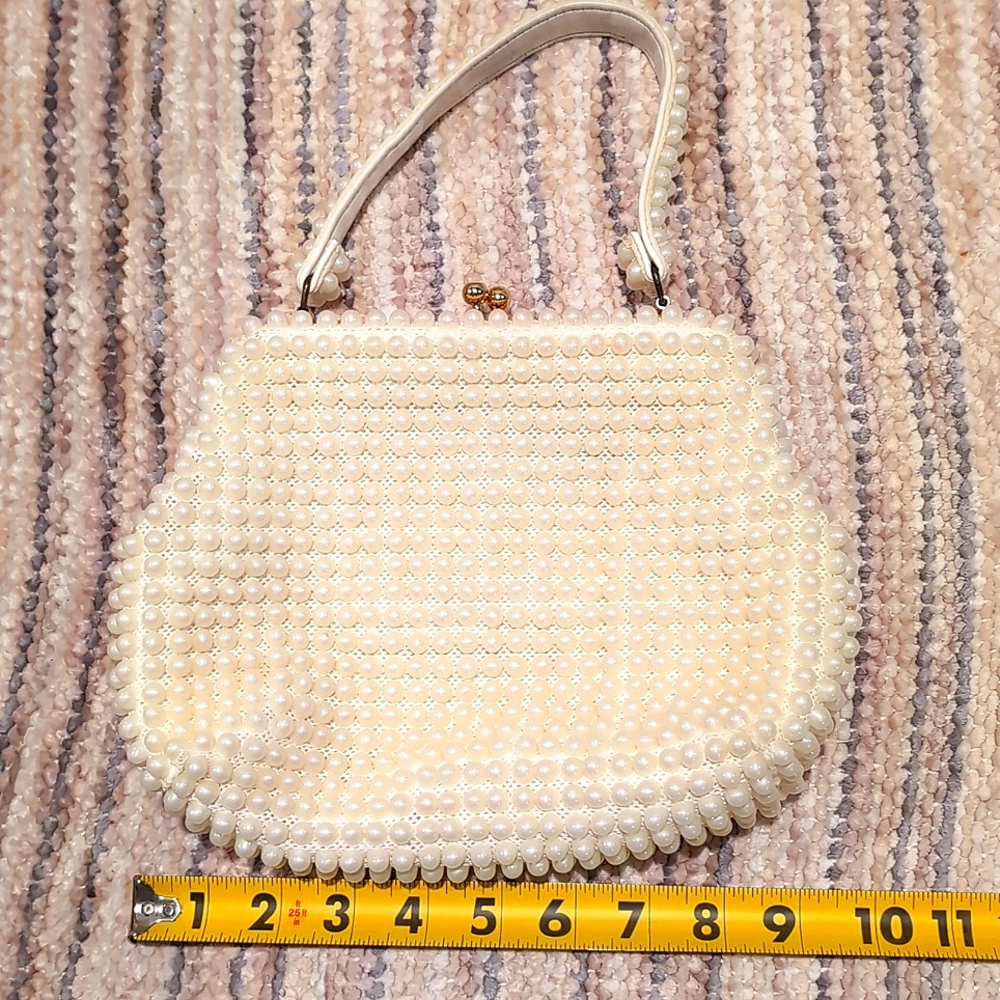 Beautiful, Vintage, Pristine, Pearl Covered Purse with Gold-Tone Accents - Picture 5 of 6